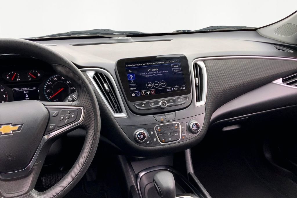 Used 2024 Chevrolet Malibu LT image 9