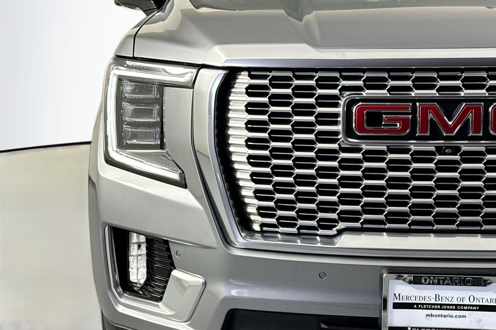 Used 2021 GMC Yukon XL Denali w/ Denali Premium Package RWD image 15