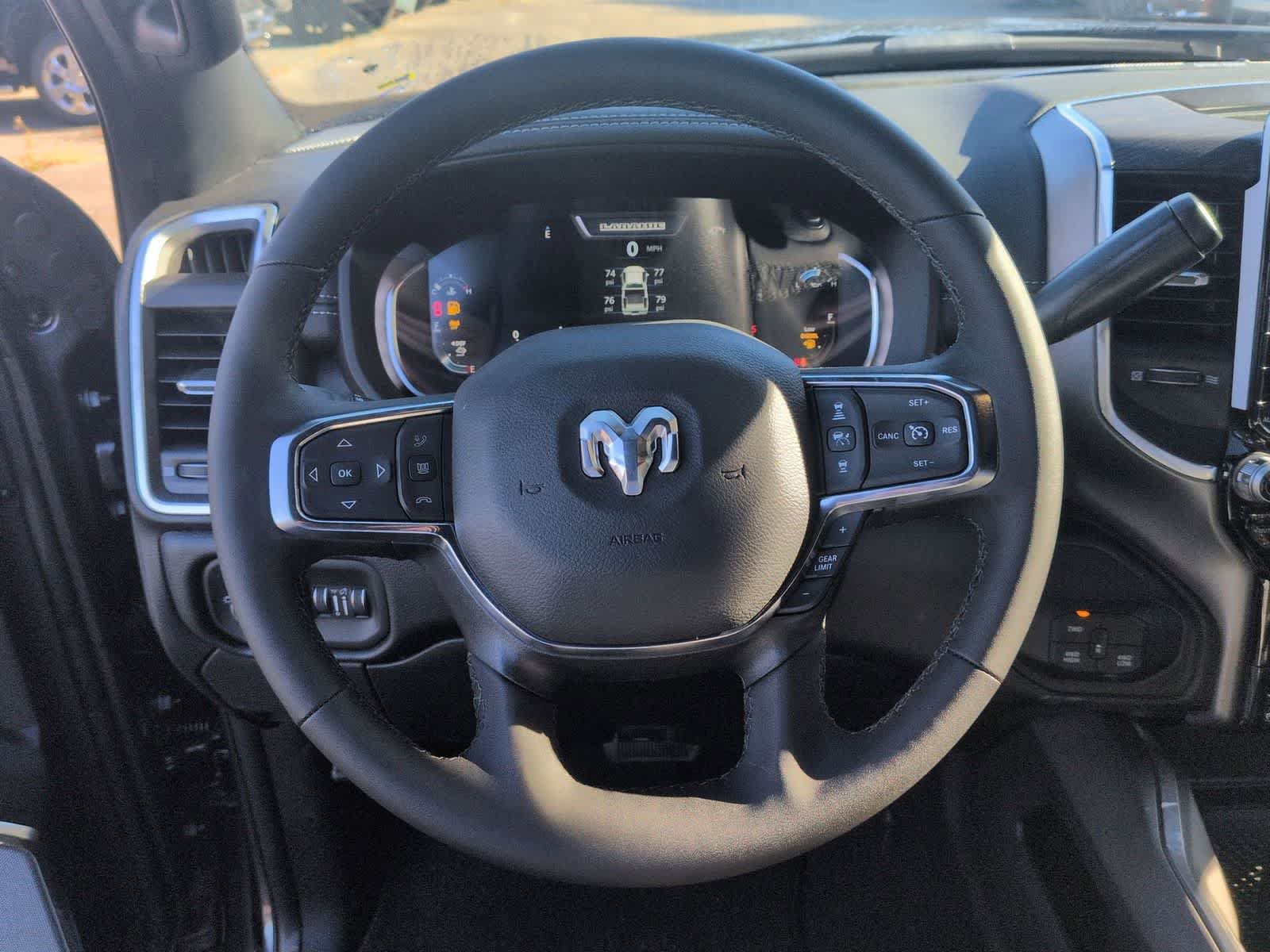 New 2026 RAM 2500 Laramie AWD/4WD image 22