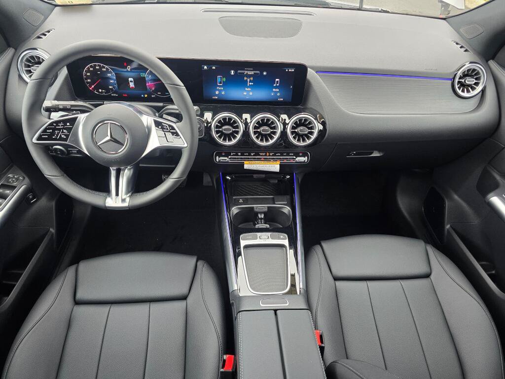 New 2026 Mercedes-Benz GLA 250 4MATIC image 17