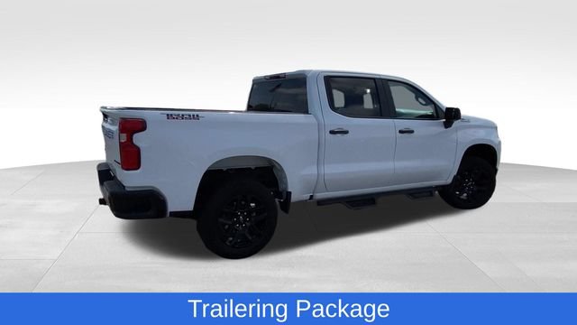 Certified 2022 Chevrolet Silverado 1500 Custom Trail Boss w/ LPO, Dark Essentials Package AWD/4WD image 9