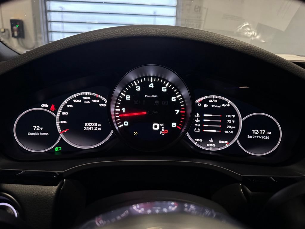 Used 2023 Porsche Cayenne AWD/4WD image 15