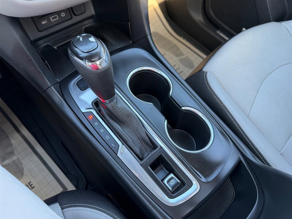 Used 2020 Chevrolet Equinox Premier FWD image 34