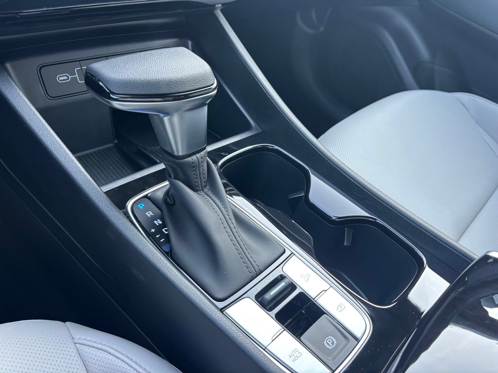 New 2026 Hyundai Santa Cruz SEL FWD image 23