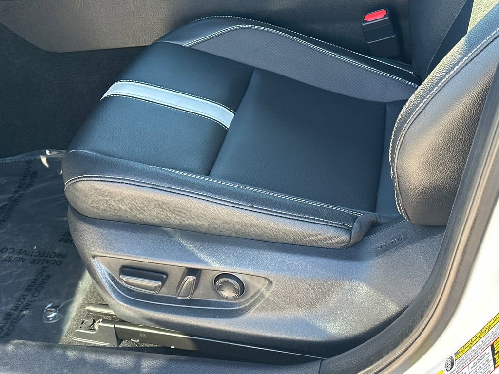 Certified 2025 Toyota Camry SE image 18