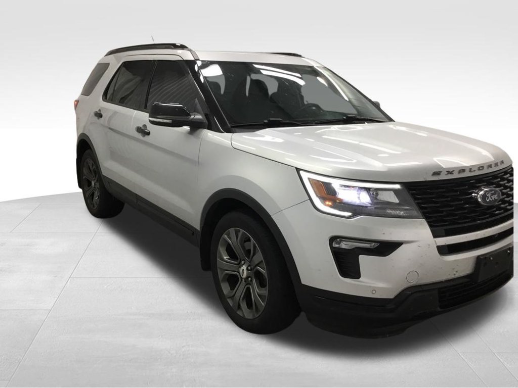 Used 2018 Ford Explorer Sport AWD/4WD image 4