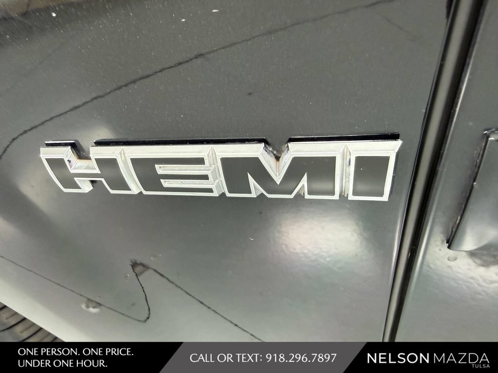 Used 2006 Dodge Magnum SRT8 w/ SRT Option Group III RWD image 17