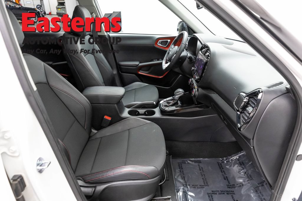 Used 2023 Kia Soul GT-Line FWD image 24