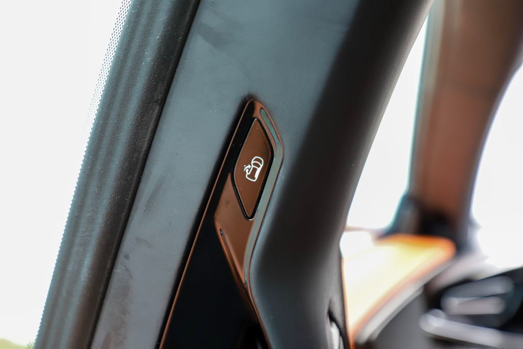 Certified 2025 Ferrari Purosangue image 65