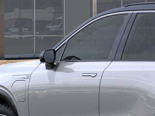 New 2026 Cadillac Vistiq Luxury w/ LPO, Floor Liner Package image 92