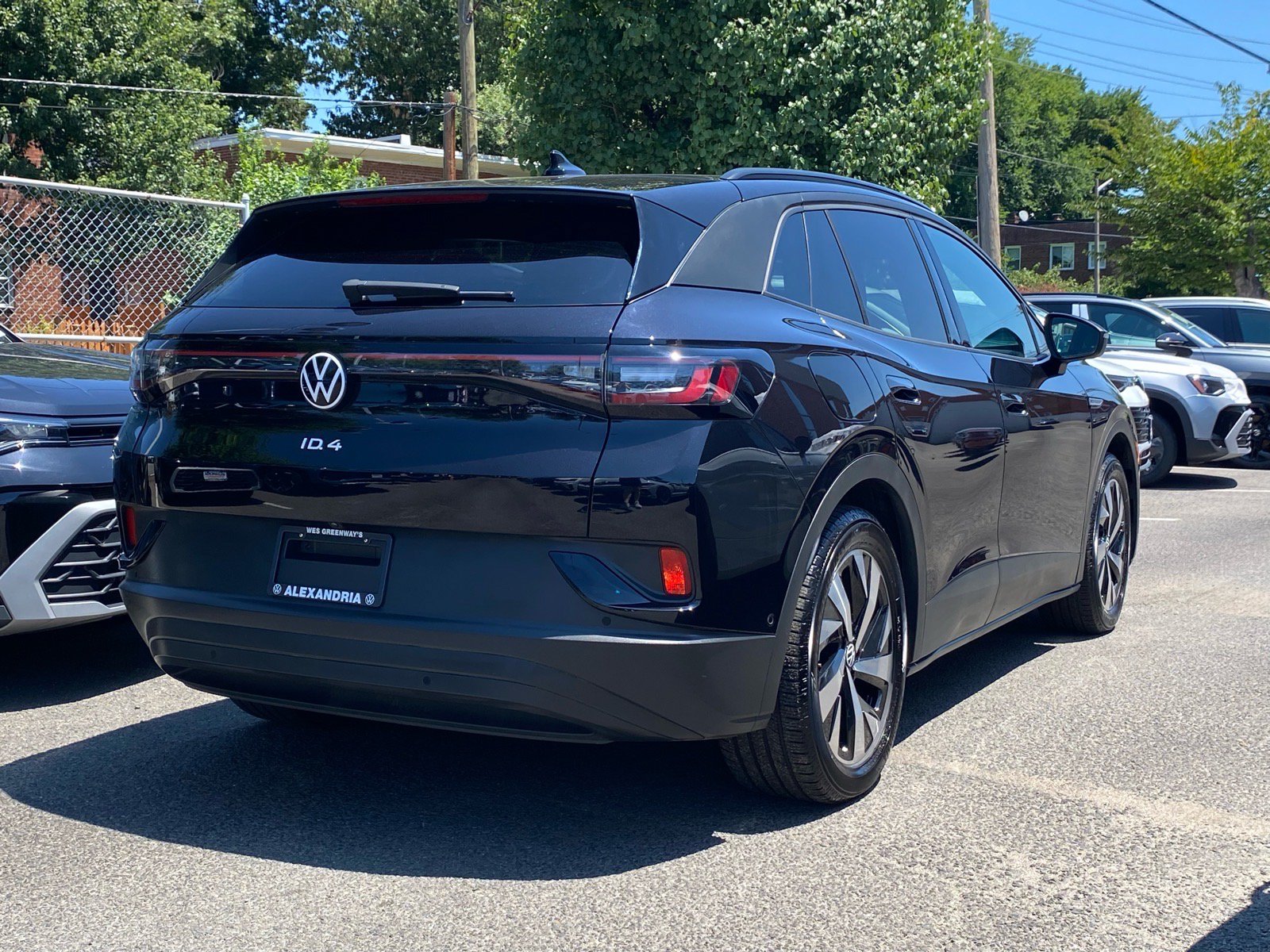 Certified 2023 Volkswagen ID.4 Pro RWD image 2