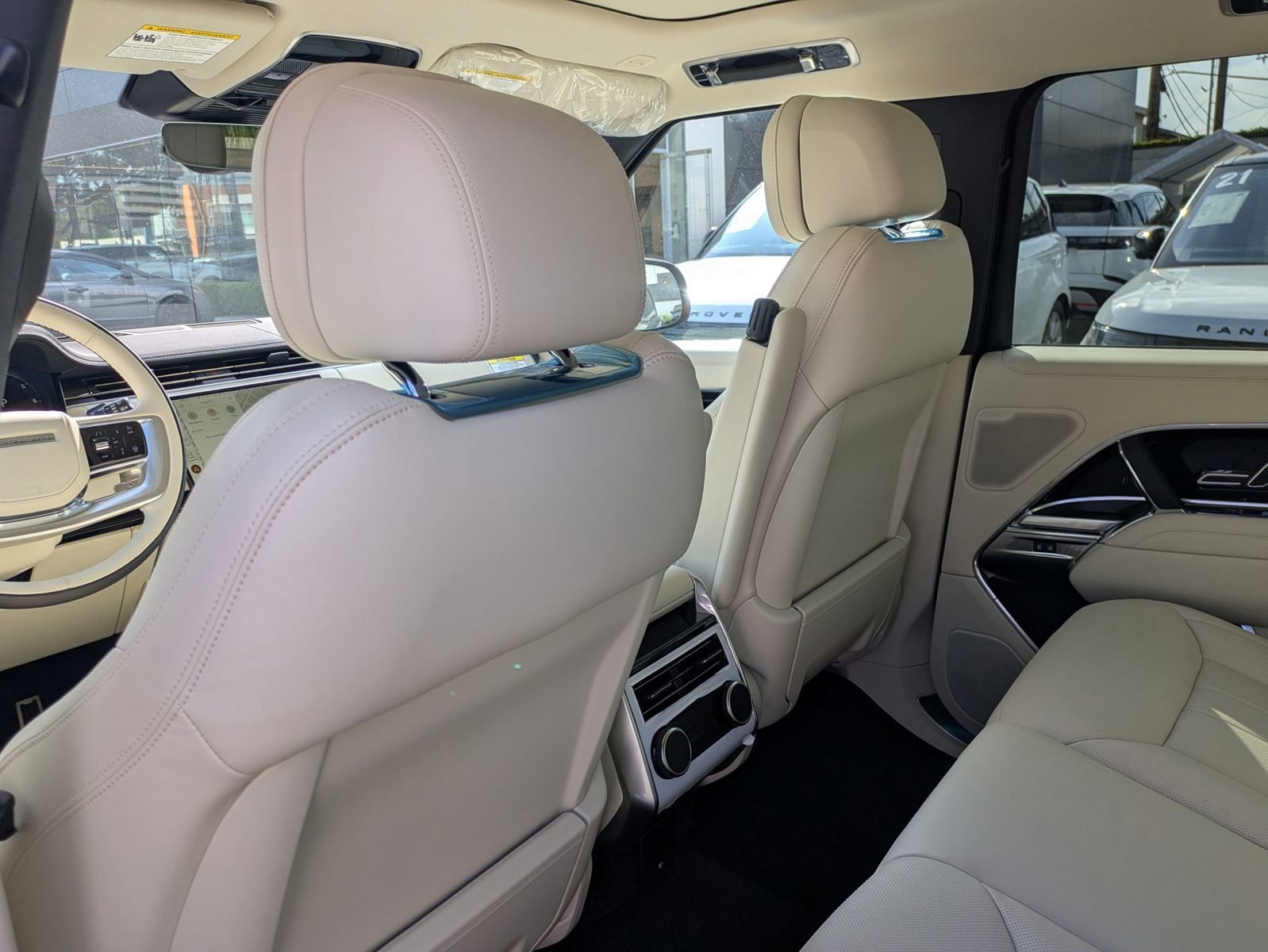 New 2026 Land Rover Range Rover SE AWD/4WD image 27