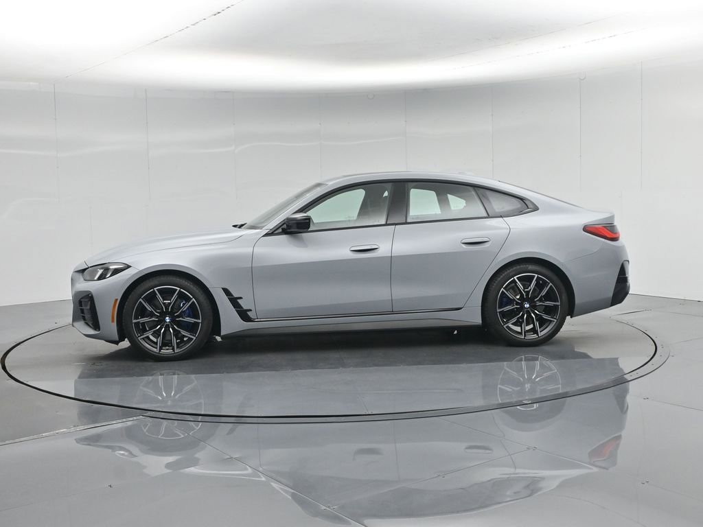 Used 2025 BMW i4 eDrive40 w/ M Sport Package image 31