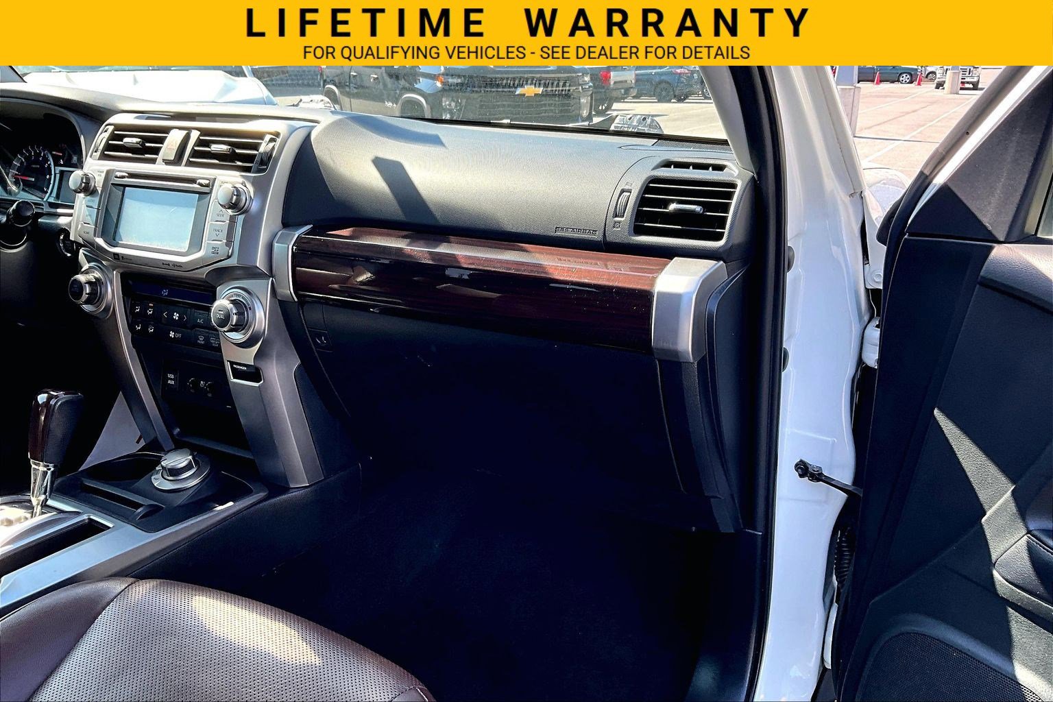 Used 2018 Toyota 4Runner Limited AWD/4WD image 17