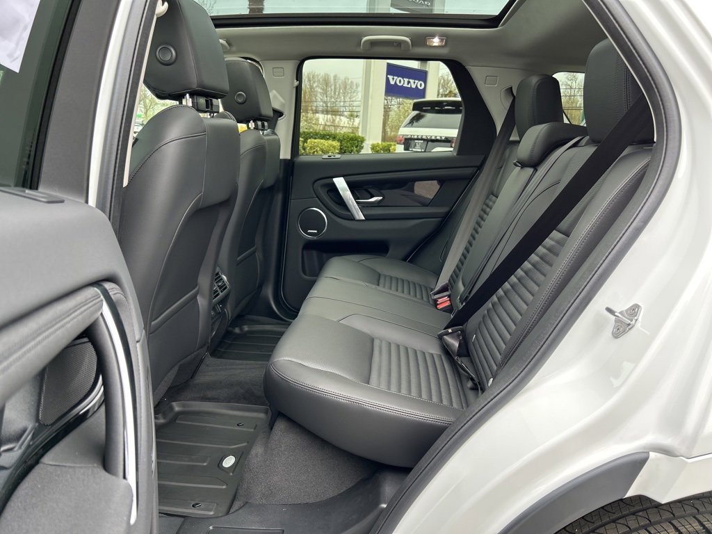 New 2025 Land Rover Discovery Sport S image 5