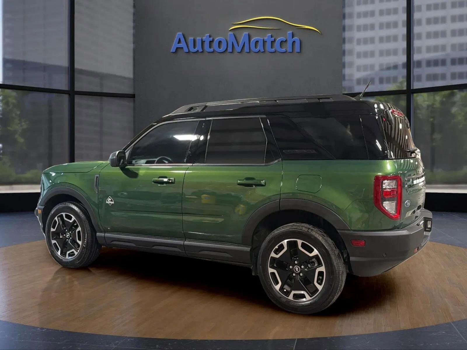 Used 2024 Ford Bronco Sport Outer Banks w/ Tech Package image 8