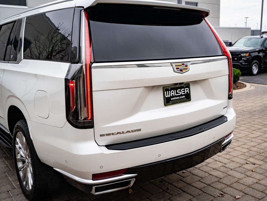 Used 2021 Cadillac Escalade ESV Premium Luxury image 20