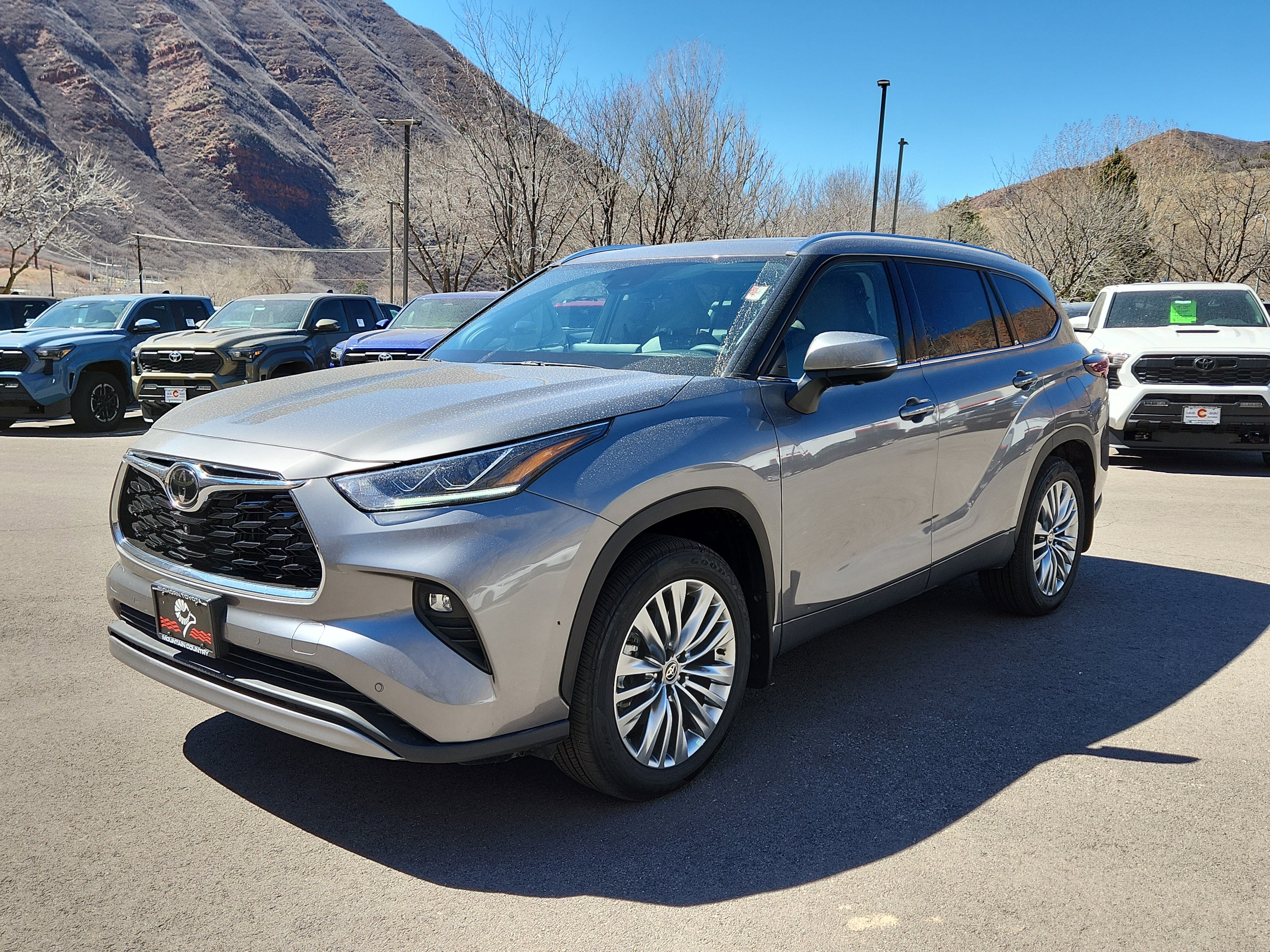 Certified 2026 Toyota Highlander Platinum image 4
