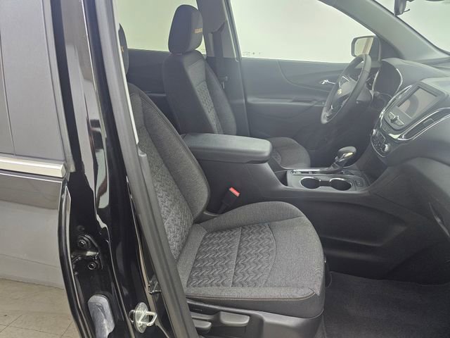 Used 2024 Chevrolet Equinox LT w/ LPO, Cargo Package FWD image 21