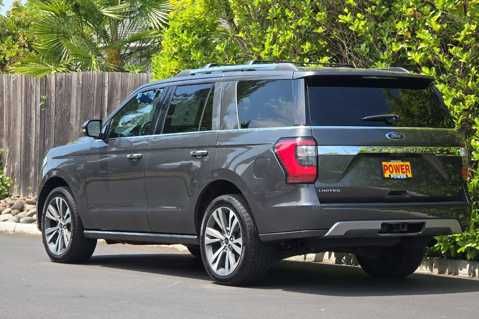 Used 2020 Ford Expedition Limited w/ Equipment Group 302A AWD/4WD image 6