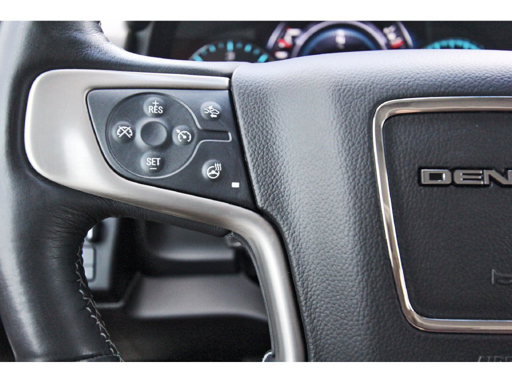 Used 2018 GMC Yukon Denali w/ Open Road Package AWD/4WD image 16