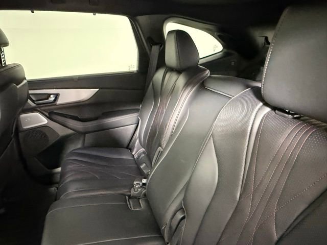 Used 2025 Acura MDX A-Spec image 38