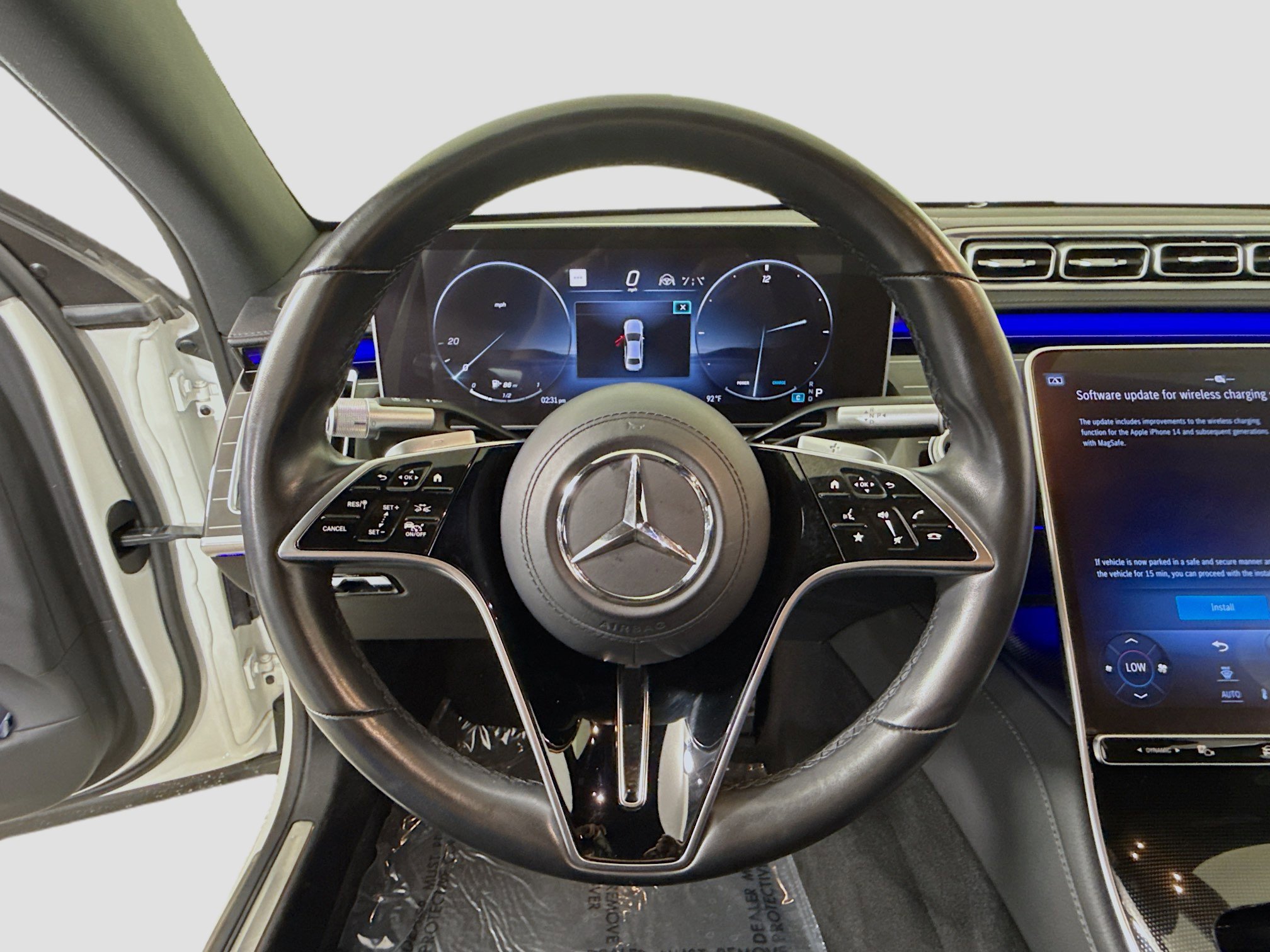Used 2023 Mercedes-Benz S 500 4MATIC w/ AMG Line image 10