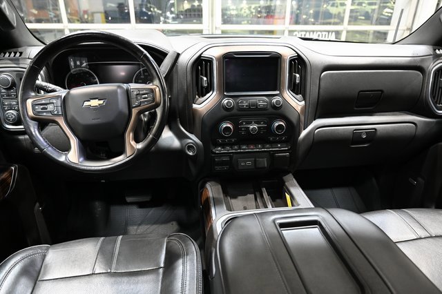 Used 2019 Chevrolet Silverado 1500 High Country w/ Technology Package image 14