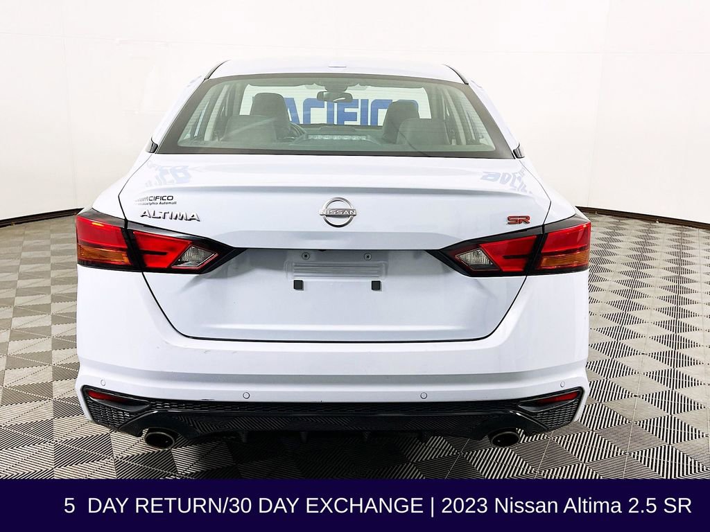 Used 2023 Nissan Altima 2.5 SR FWD image 7