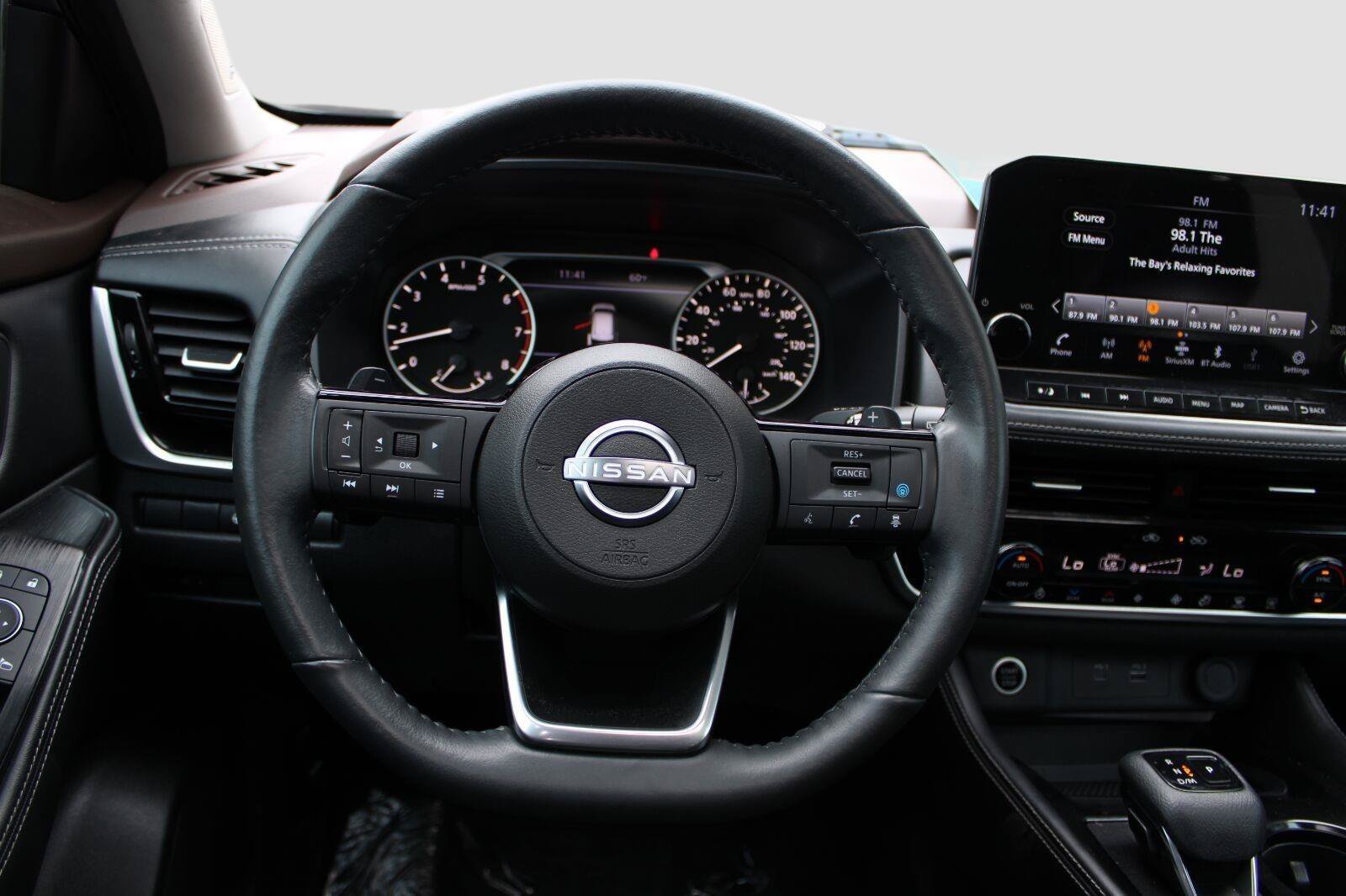 Used 2023 Nissan Rogue SL w/ SL Premium Package FWD image 27