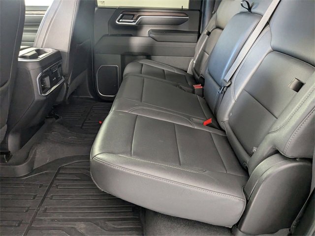Used 2024 GMC Sierra 3500 SLT w/ SLT Premium Package image 28