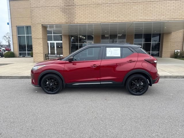 Used 2023 Nissan Kicks SR w/ SR Premium Package image 1
