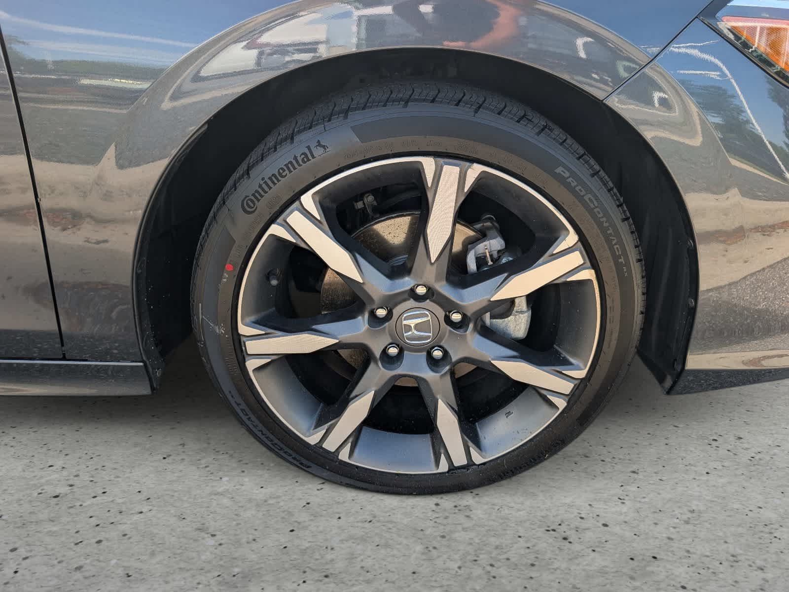 Certified 2025 Honda Civic Sport Touring image 9