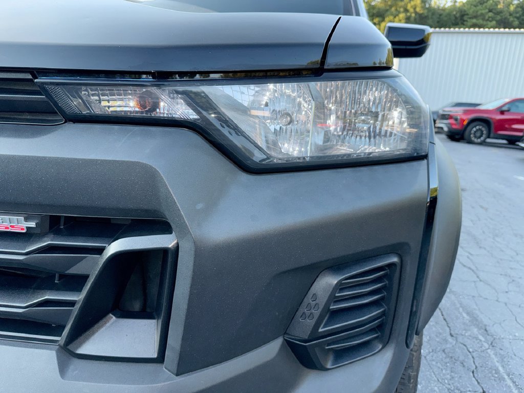 Used 2024 Chevrolet Colorado Trail Boss w/ Advanced Trailering Package AWD/4WD image 10