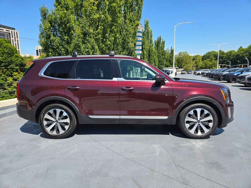 Used 2020 Kia Telluride S w/ S 8 Passenger Seating Package AWD/4WD image 2