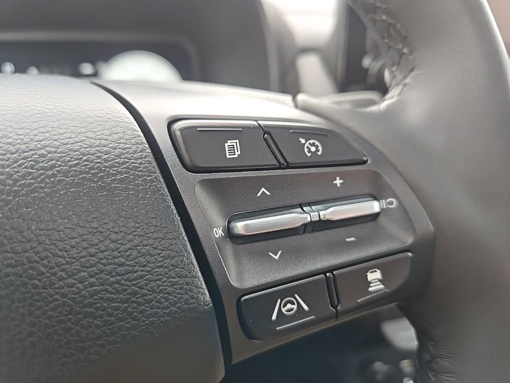 Used 2023 Hyundai Kona Limited w/ Cargo Package AWD/4WD image 43