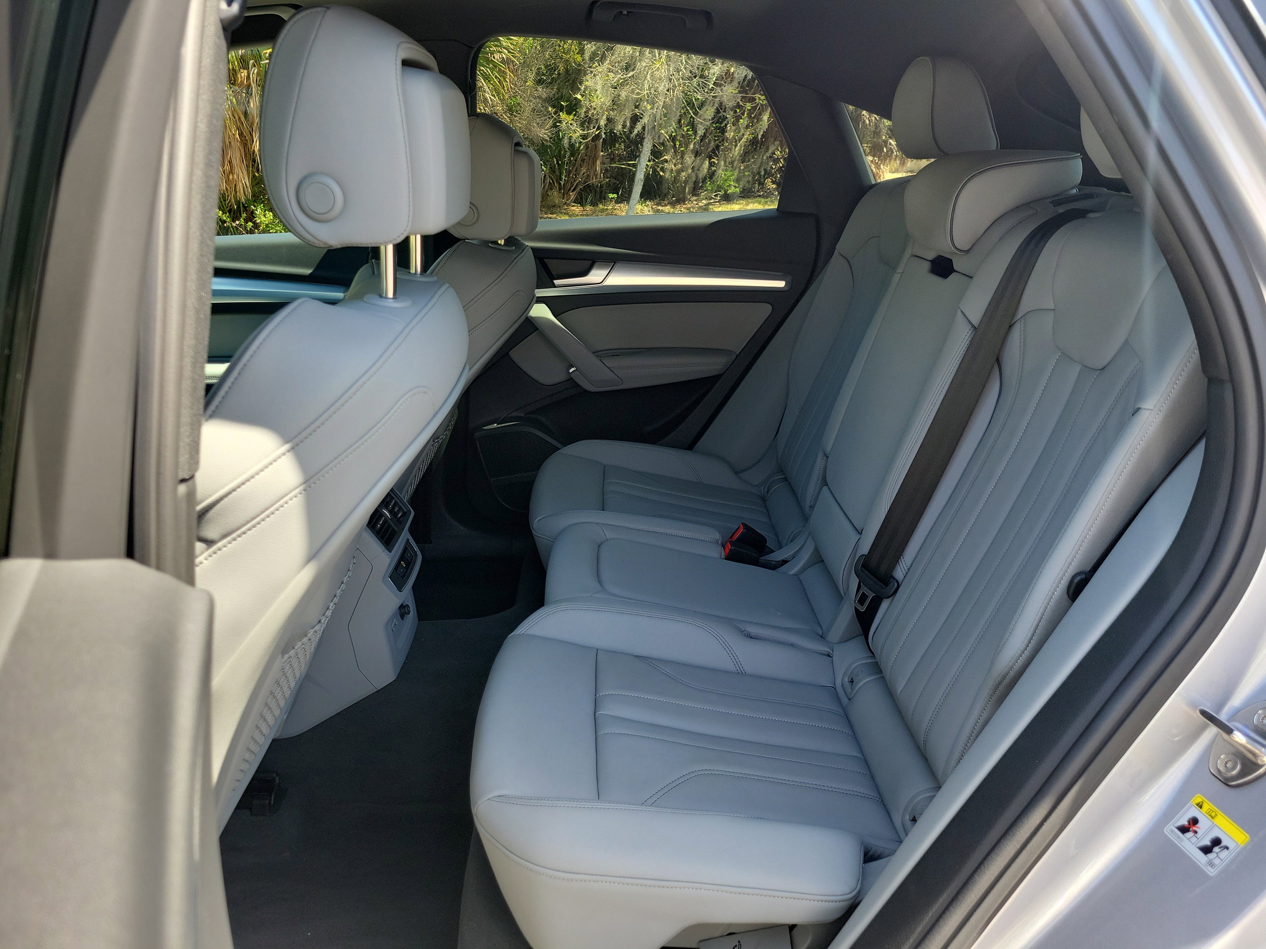 Certified 2025 Audi Q5 2.0T Premium Plus image 17