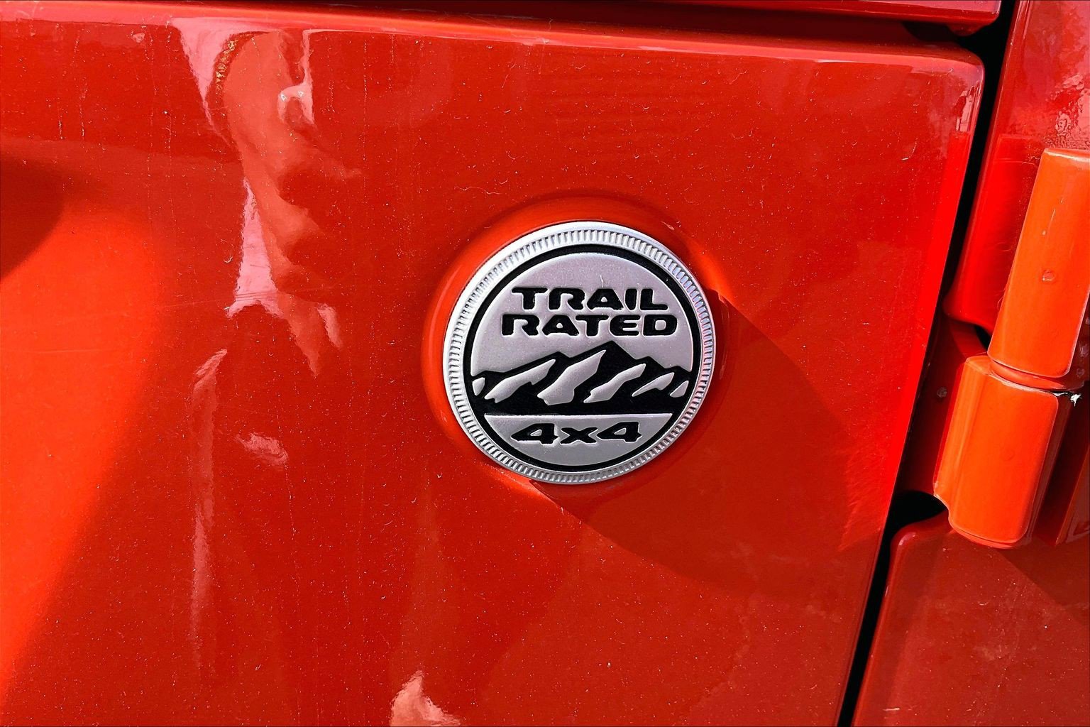 Used 2020 Jeep Wrangler Unlimited Sahara w/ Uconnect 4C Nav & Sound Group AWD/4WD image 8