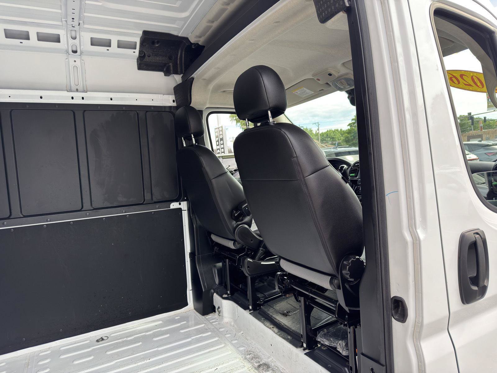 Used 2026 RAM ProMaster 2500 w/ Convenience Group FWD image 21