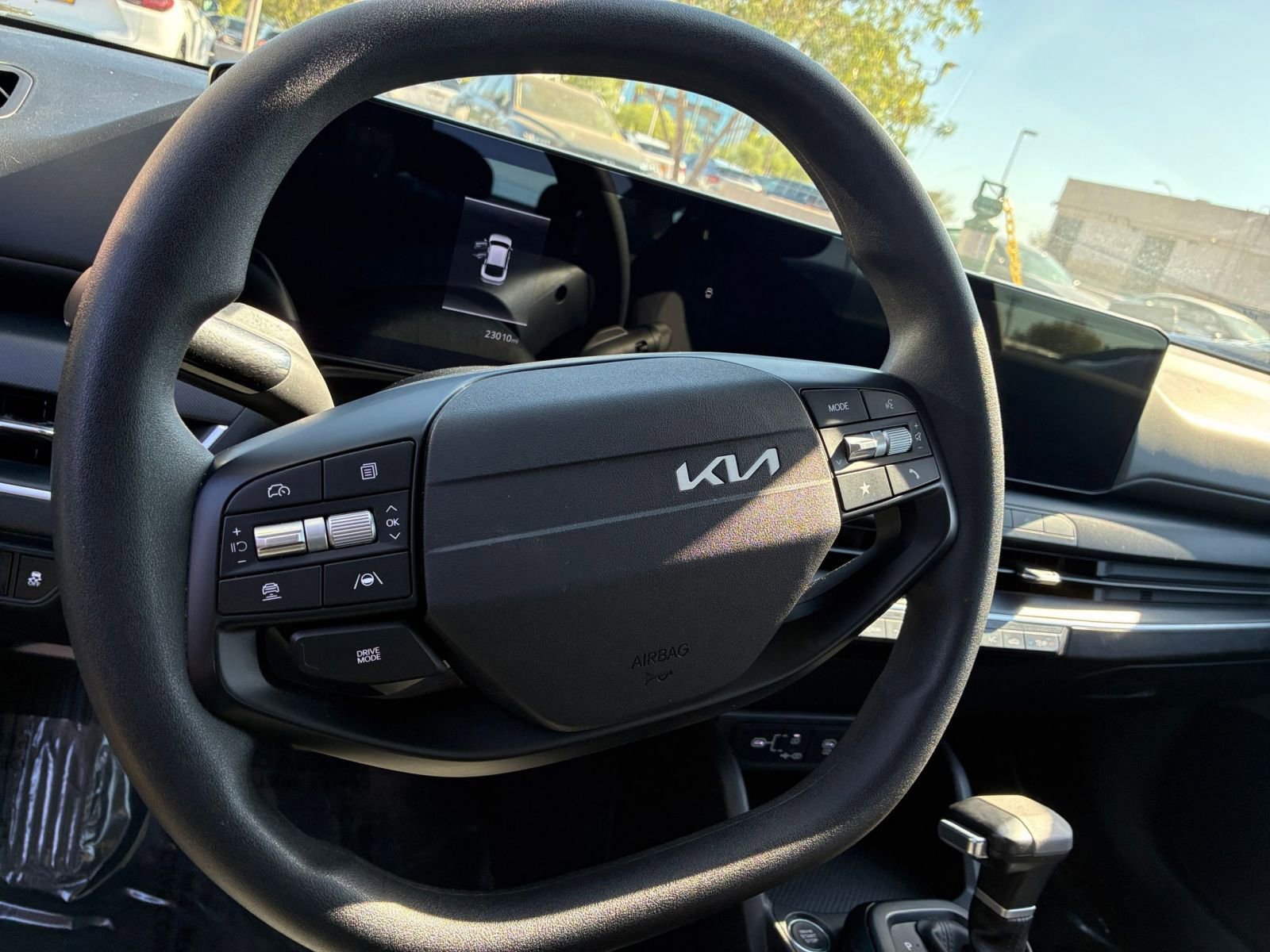 Used 2025 Kia K4 FWD image 31