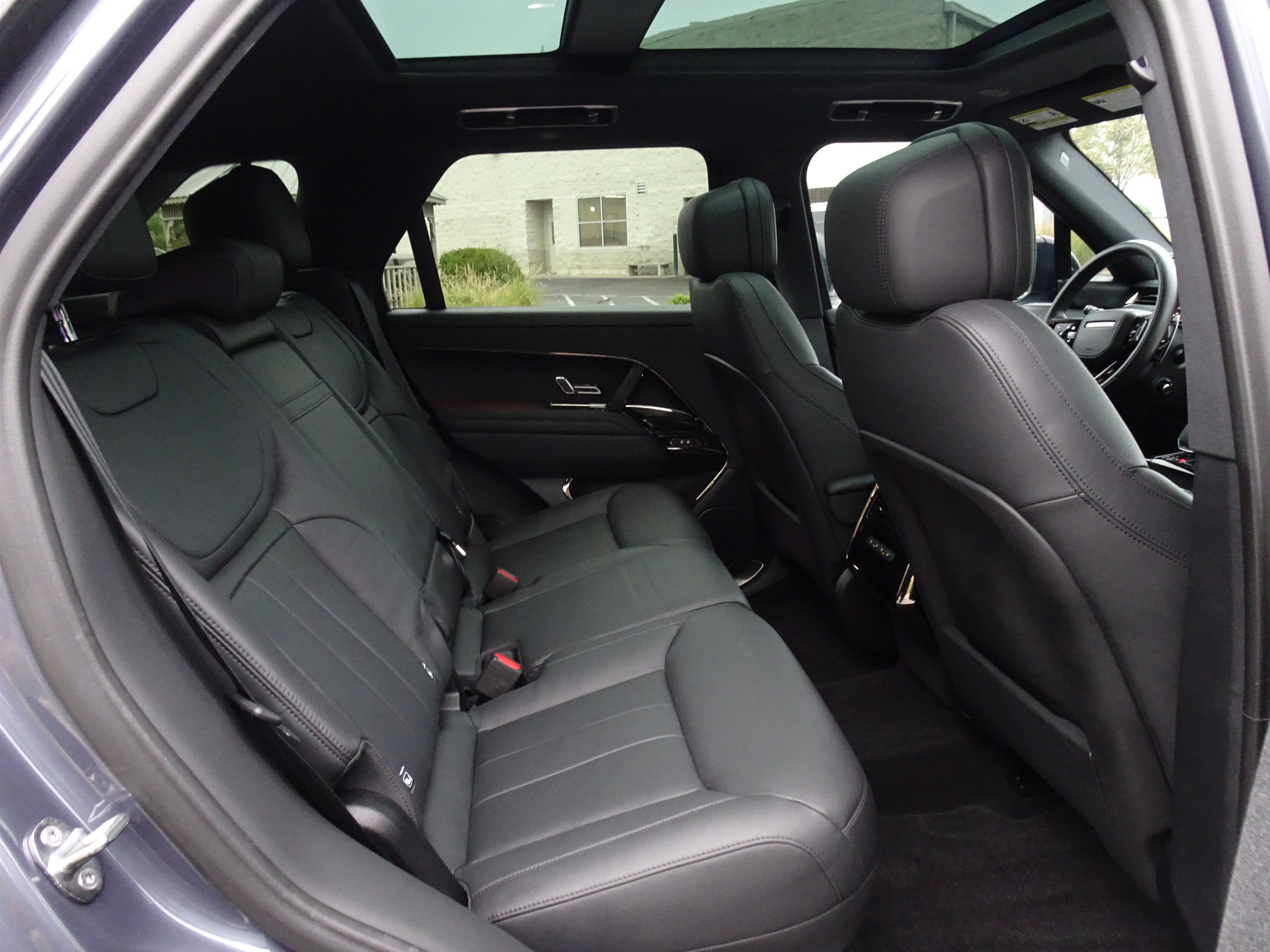 Certified 2024 Land Rover Range Rover Sport Dynamic SE AWD/4WD image 22