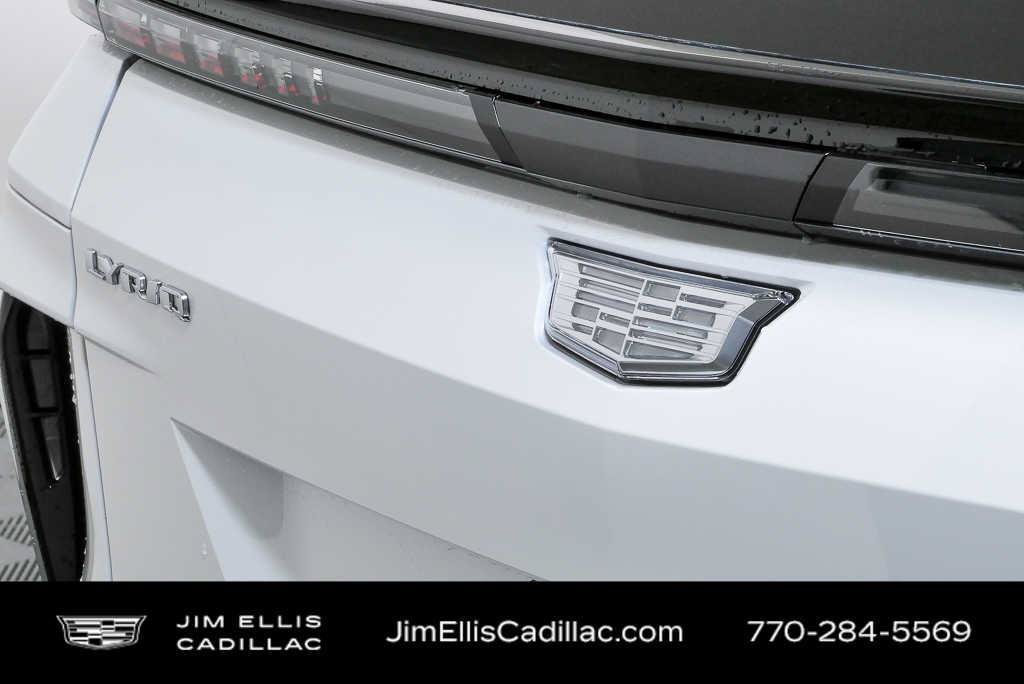 Certified 2025 Cadillac Lyriq Luxury w/ LPO, Floor Liner Package AWD/4WD image 35