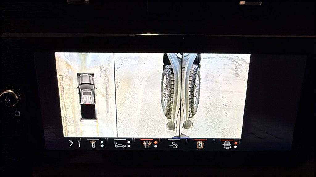 Used 2024 GMC Sierra 1500 AT4 w/ Technology Package image 43