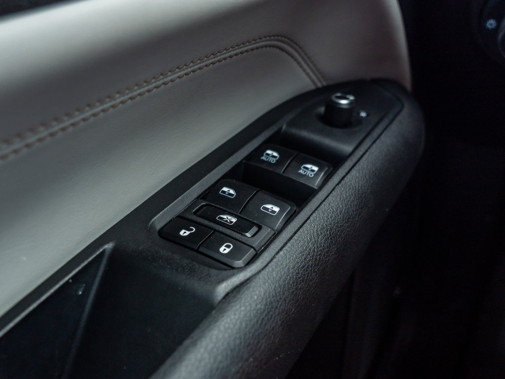 Used 2024 Jeep Compass Limited AWD/4WD image 29