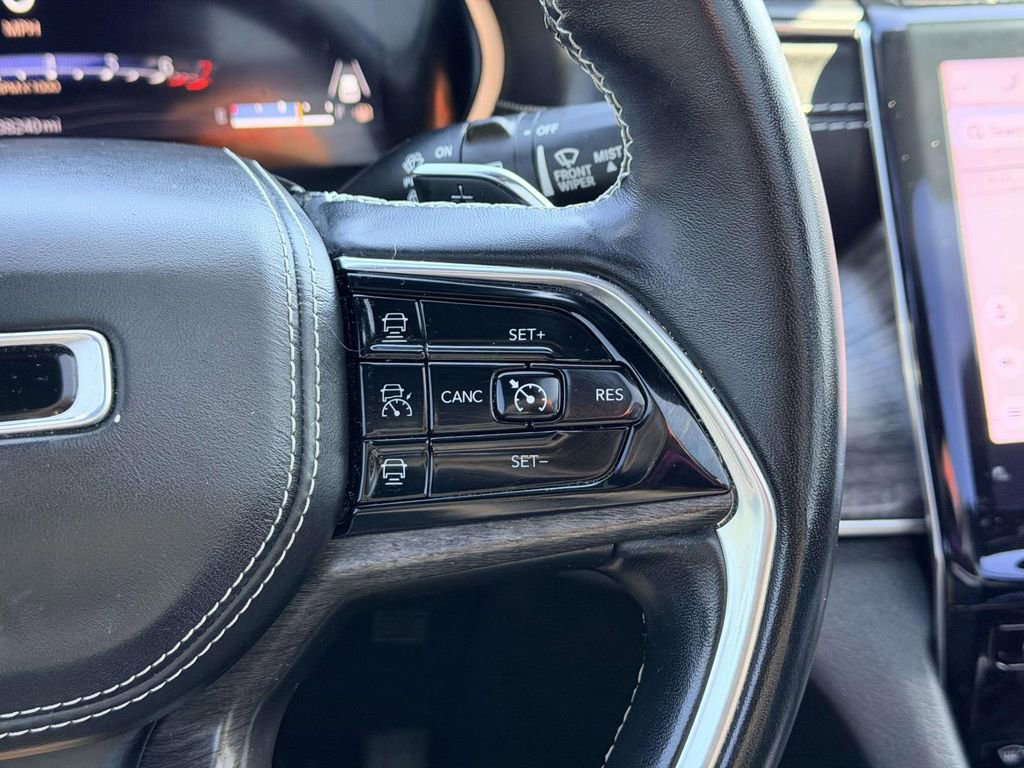 Used 2022 Jeep Grand Cherokee L Overland AWD/4WD image 8