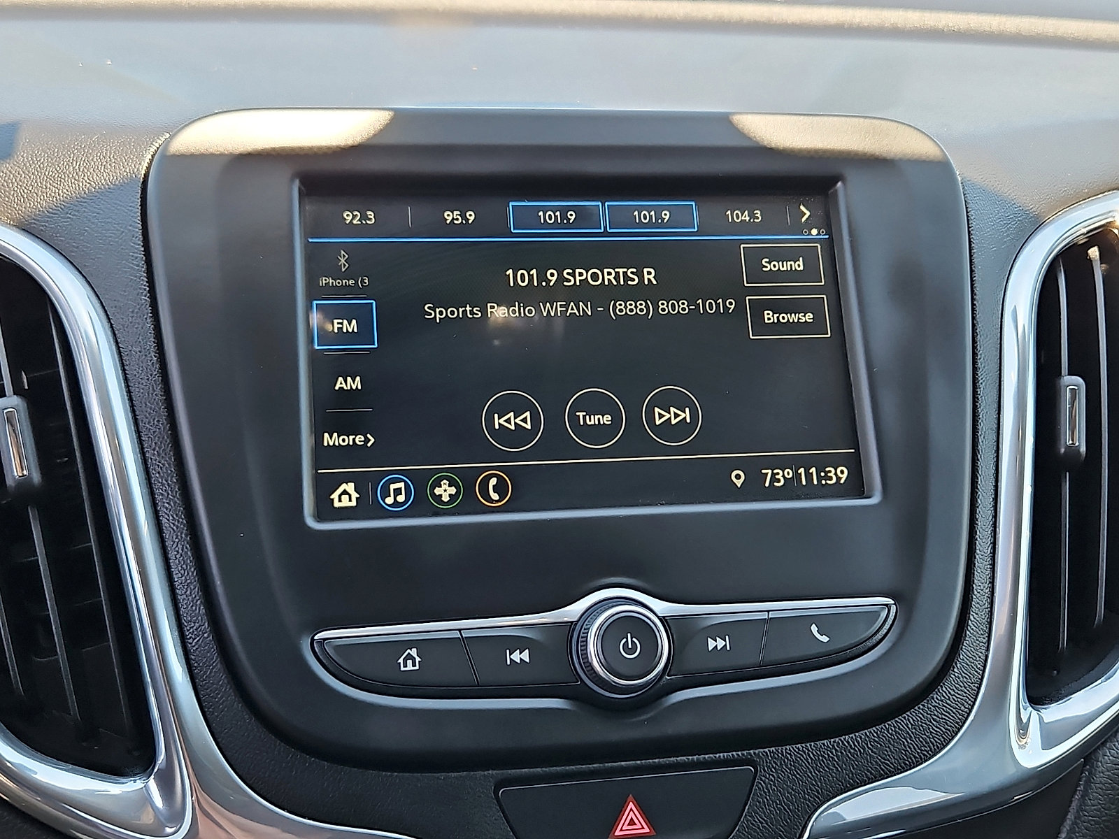 Used 2019 Chevrolet Equinox LT FWD image 17