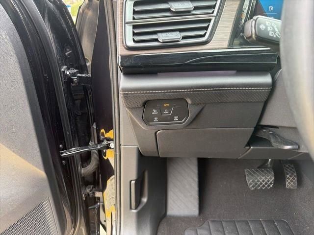 Used 2024 Volkswagen Atlas SEL image 31