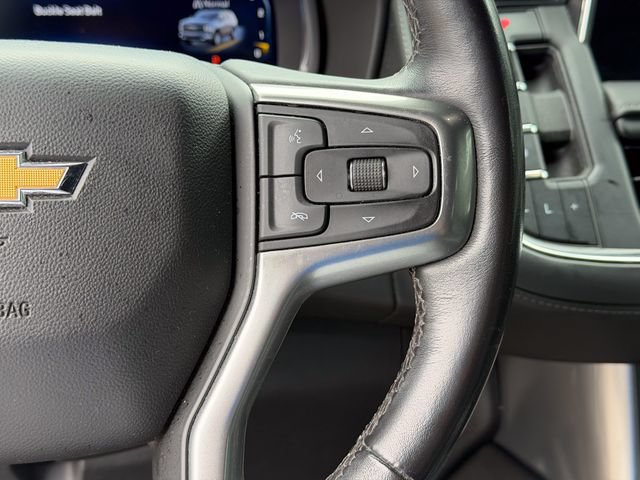 Used 2022 Chevrolet Suburban LT RWD image 11
