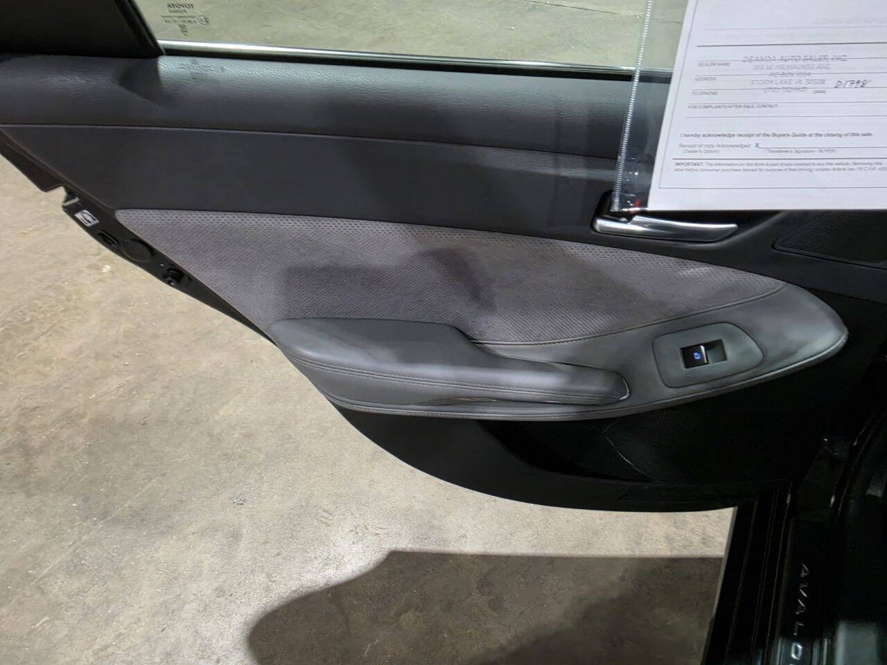 Used 2019 Toyota Avalon XSE w/ All Weather Liner Package FWD image 25