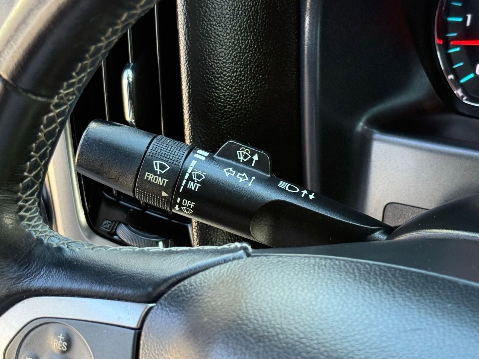 Used 2018 Chevrolet Silverado 1500 LT w/ All Star Edition AWD/4WD image 42